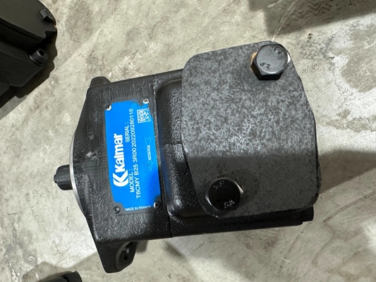 425817.8274 Pompe idrauliche Kalmar Reach