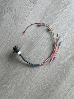 244057 Armature di cablaggio Scania Parti di motori