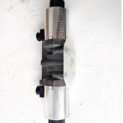 604806 Valvola direzionale CVS Ferrari Reach Stacker Parts