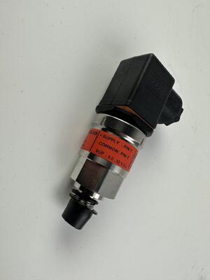 B240600000249 Sensore di pressione Sany Reach Stacker Parts