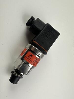 B240600000249 Sensore di pressione Sany Reach Stacker Parts